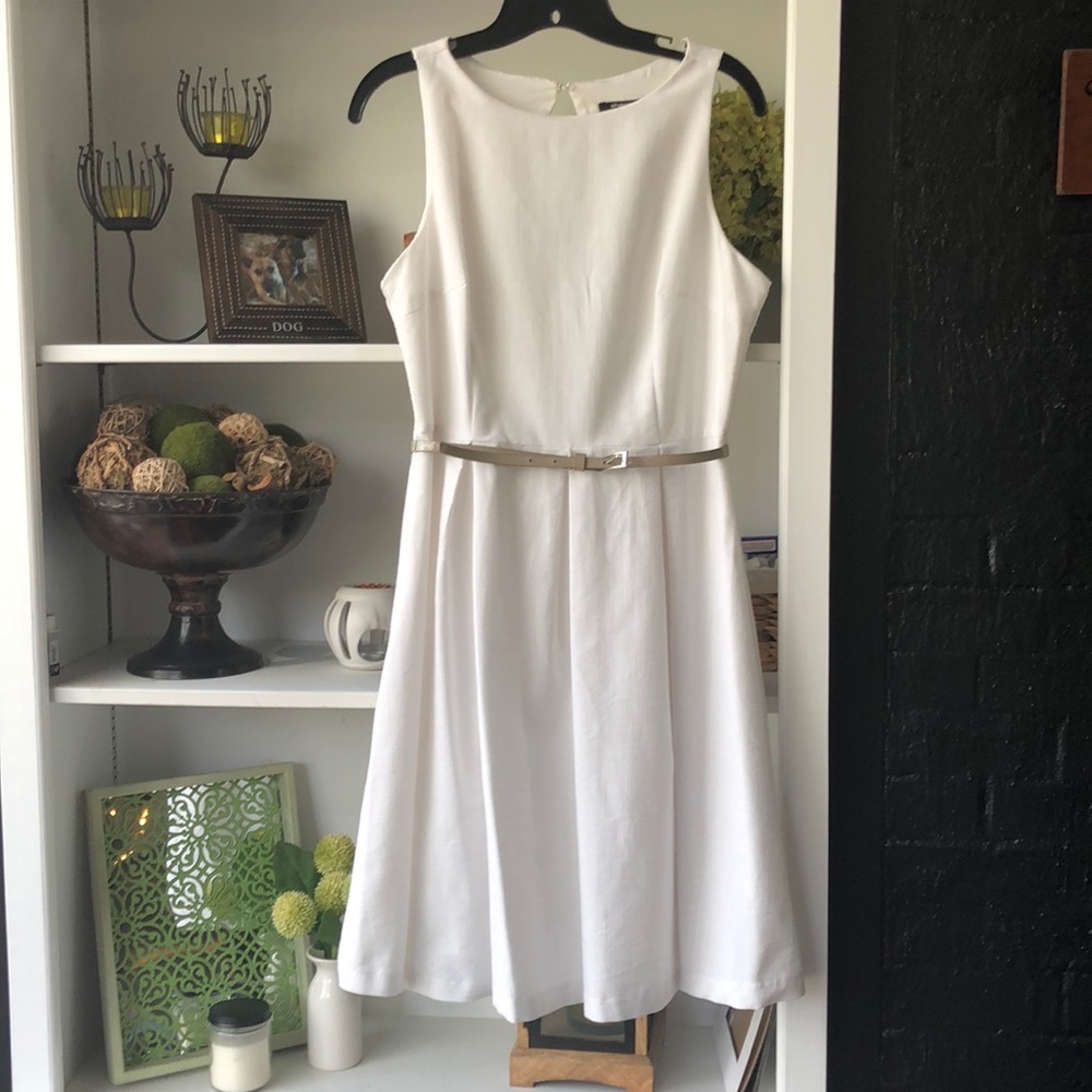 White Sleeveless Dress